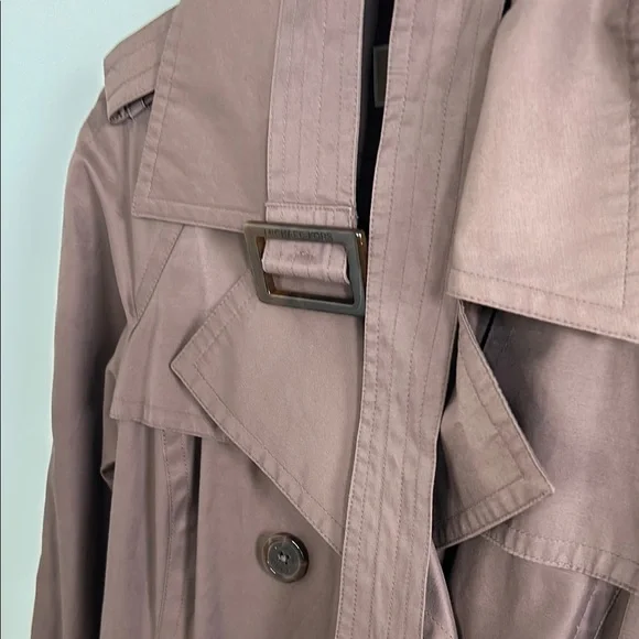 *SOLD* Brown Double-Breasted Trench Coat - Picture 8 of 10